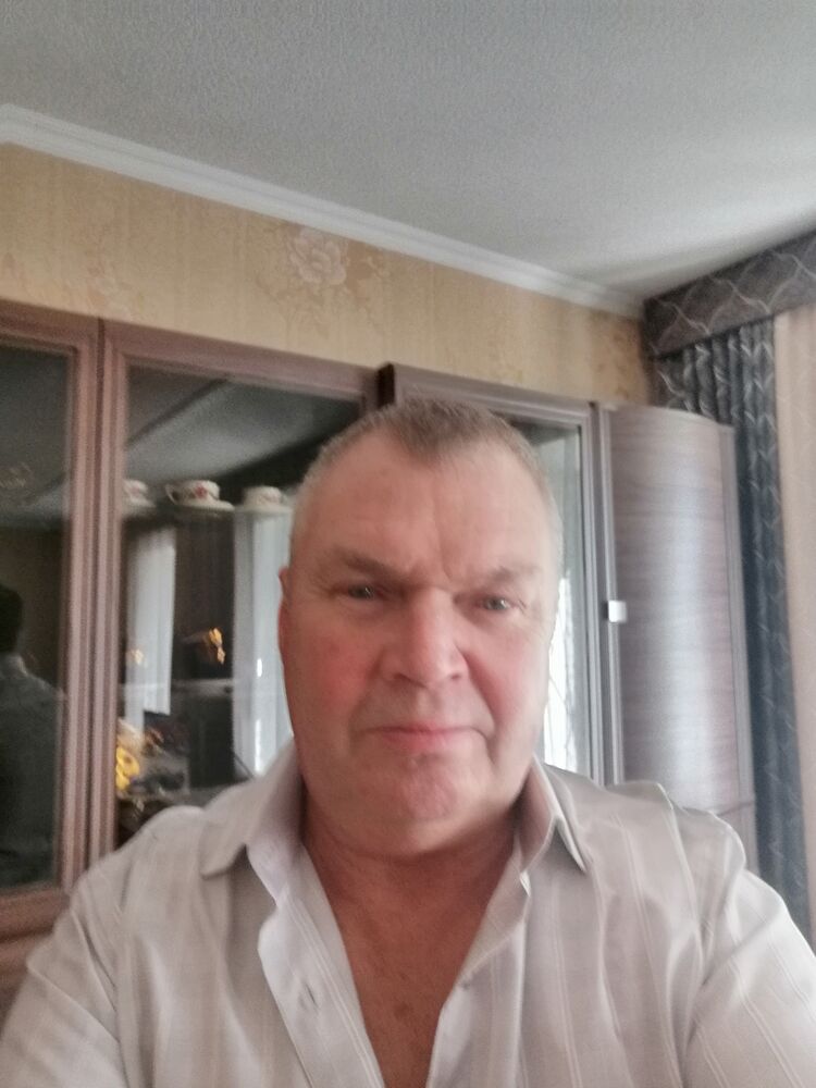  46470436  Yury, 62 ,    