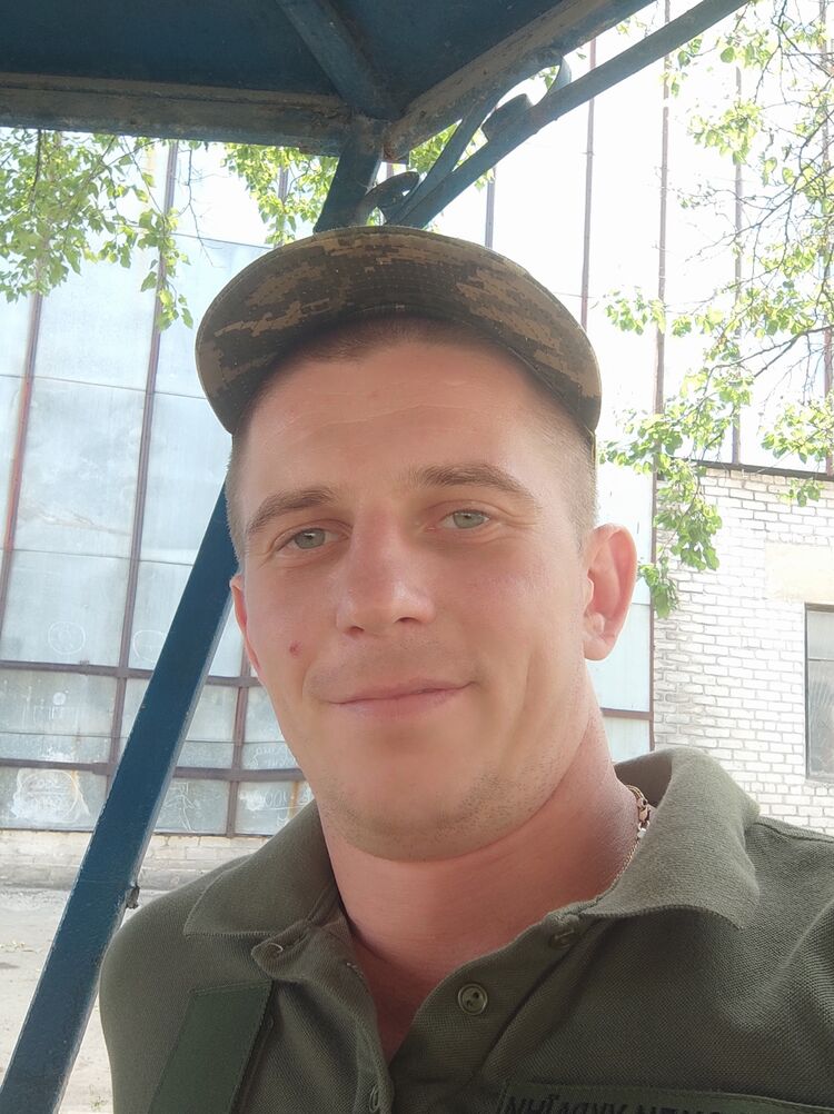 ���� 25873176 ������� Andgic, 33 ����, ���� ���������� � �����