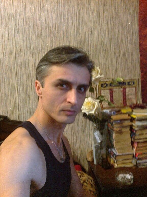  5448266  Marat, 52 ,    