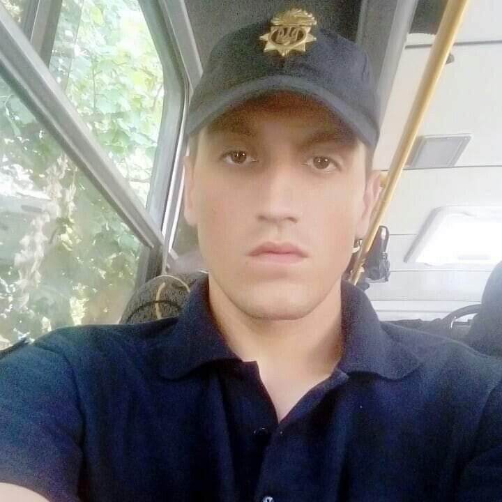  21404396  Sergey, 31 ,    