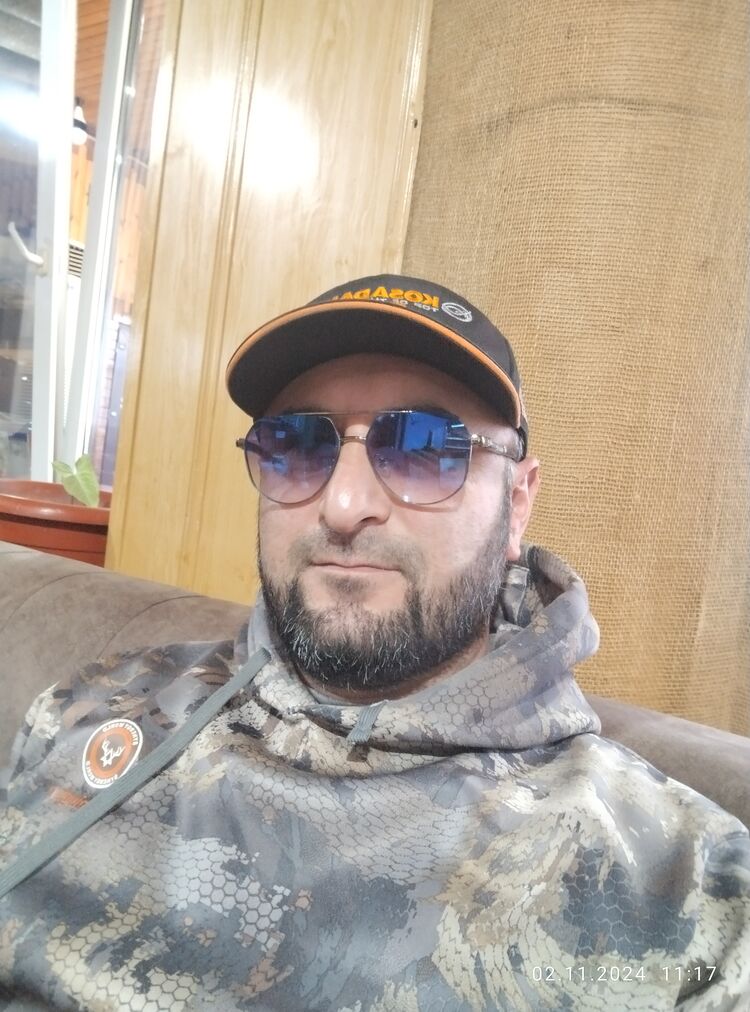  49781896  , 40 ,    