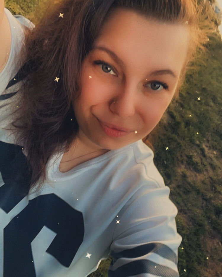  48633646  , 31 ,    
