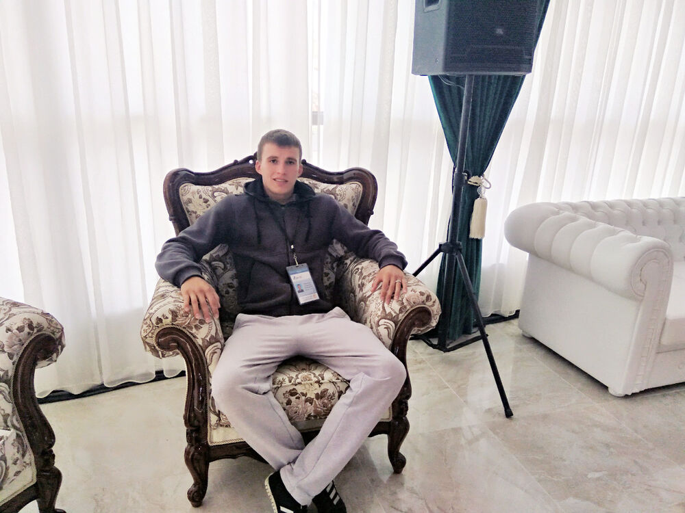  8344126  Kazanova, 33 ,    