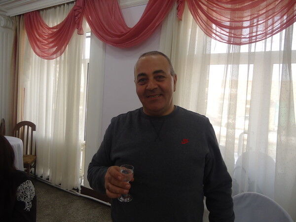  ,   Gor valesyan, 55 ,   