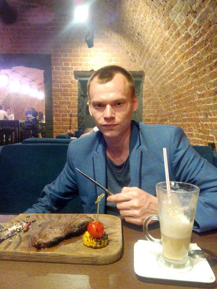  ,   Alexander, 34 ,   ,   