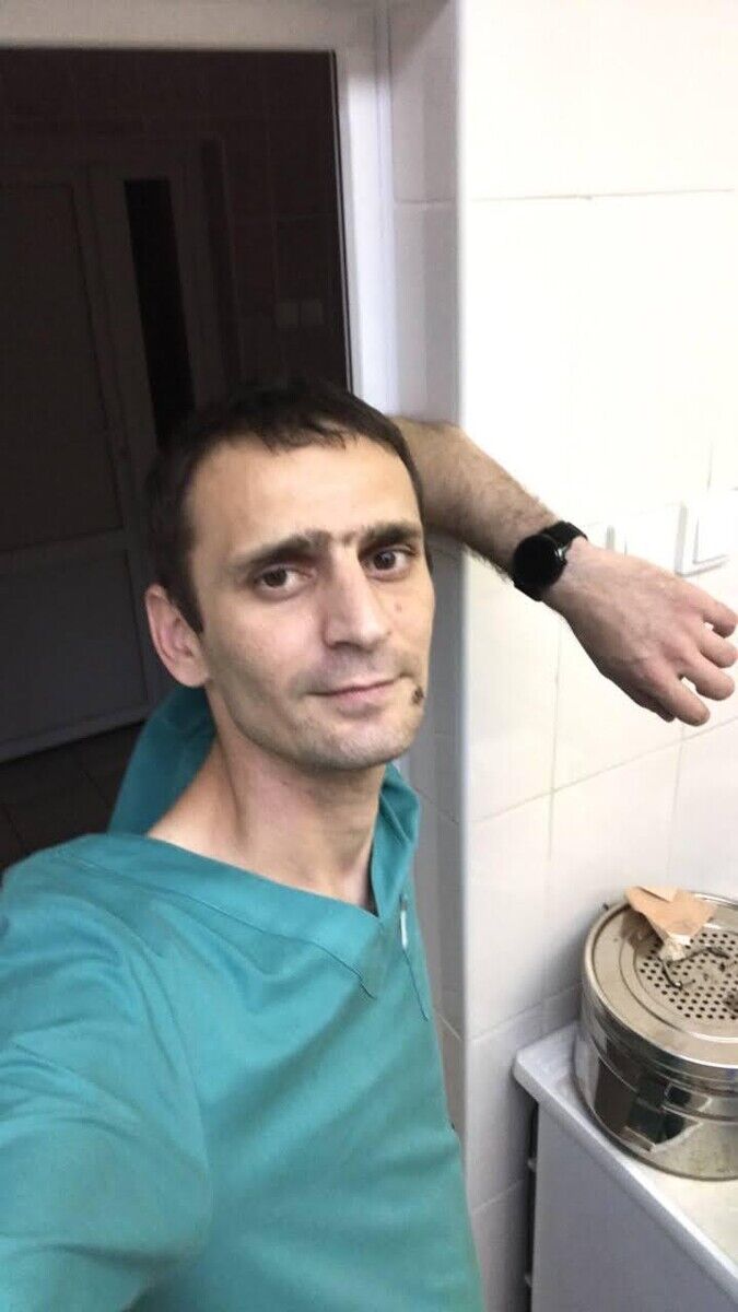  ,   Alex, 37 ,   ,   , c 