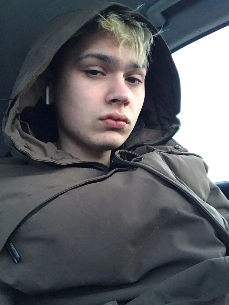  ,   Maxim, 23 ,   ,   
