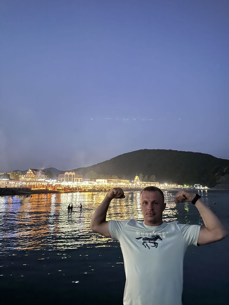  52597956  , 34 ,    -