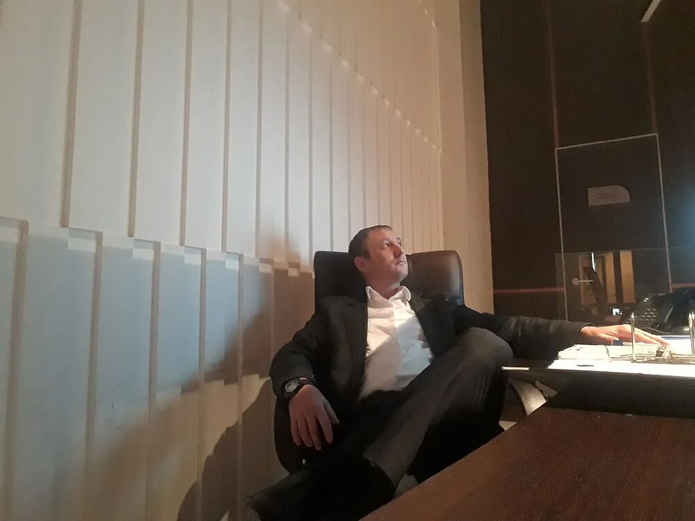  ,   Albert, 39 ,   ,   , c , 