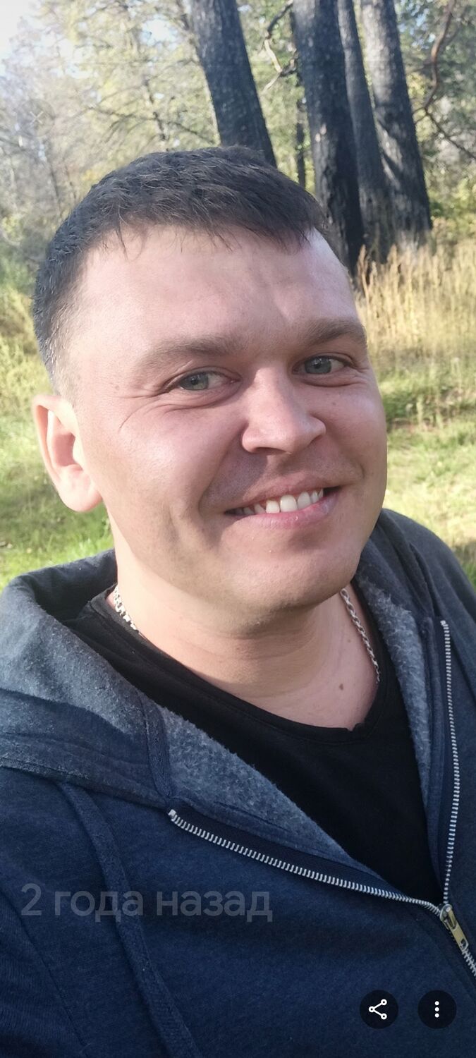  54072666  Andrey, 37 ,    