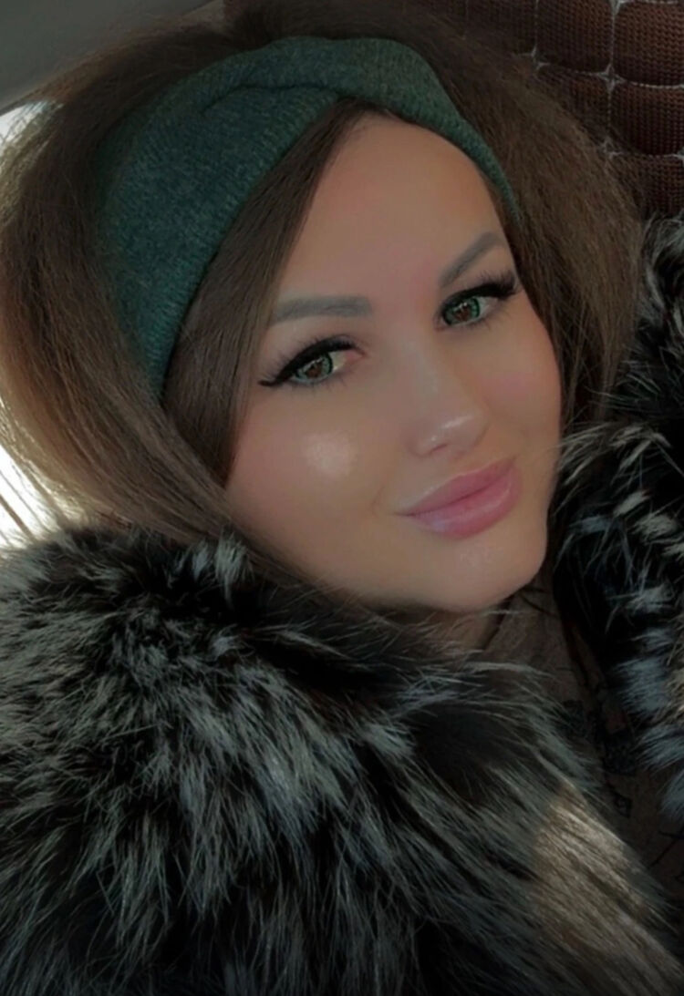  50318666  Lisa, 39 ,    