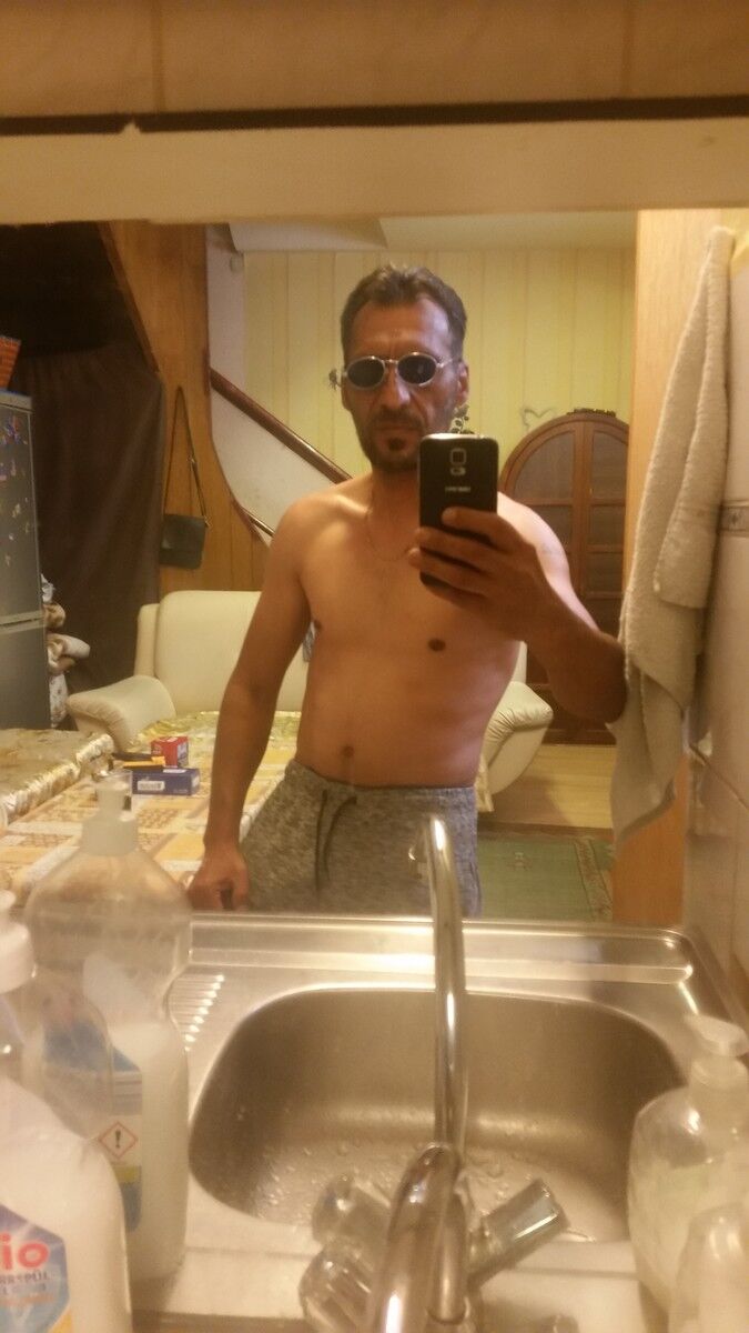  12976536  Anton, 35 ,    Camovce