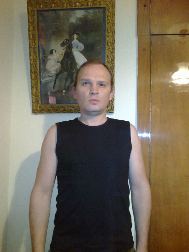  22808056  Alexs, 53 ,    