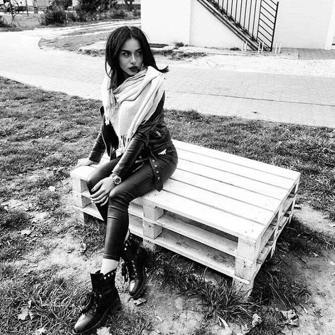  18672716  Marina, 25 ,    