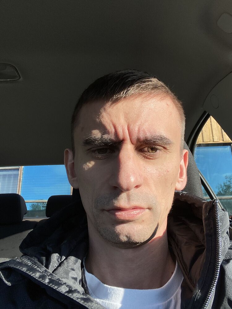  38392906  , 42 ,    