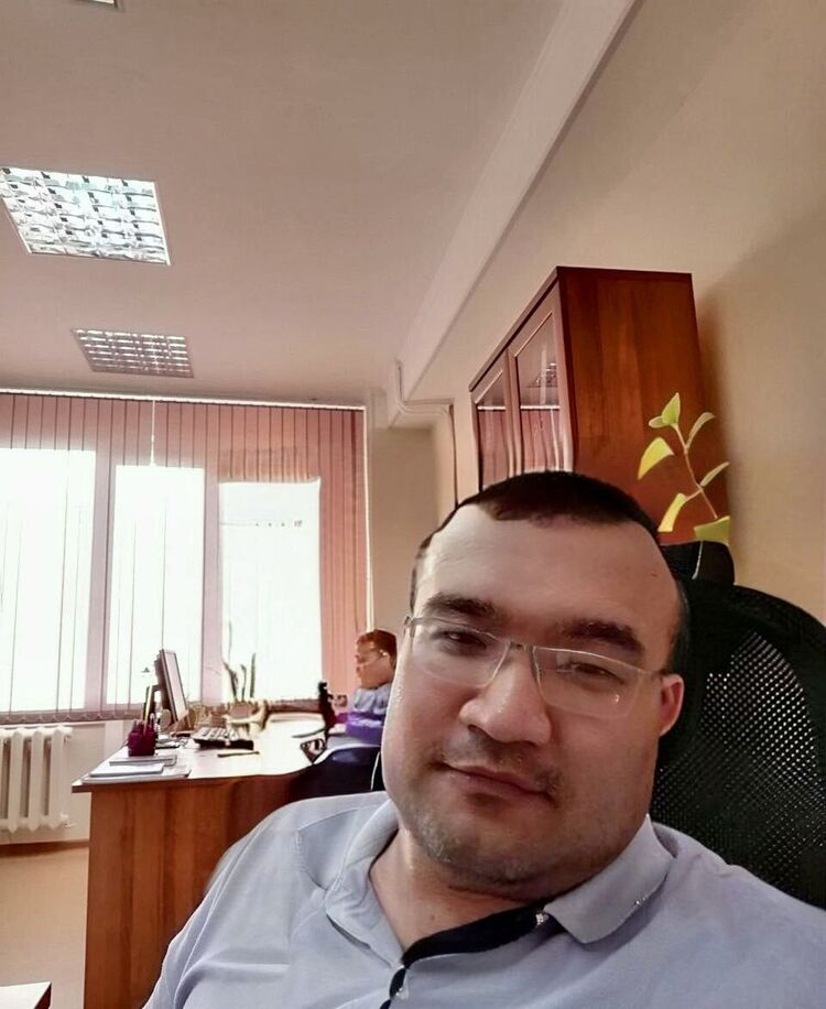  27560546  , 37 ,    