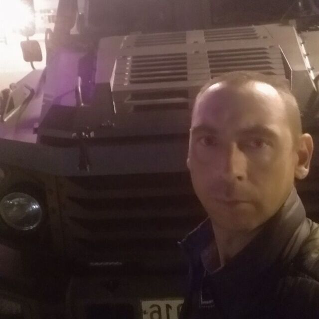  47115136  , 33 ,    