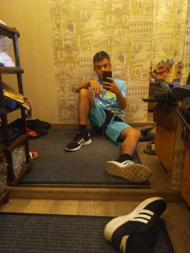 52836356  , 21 ,    