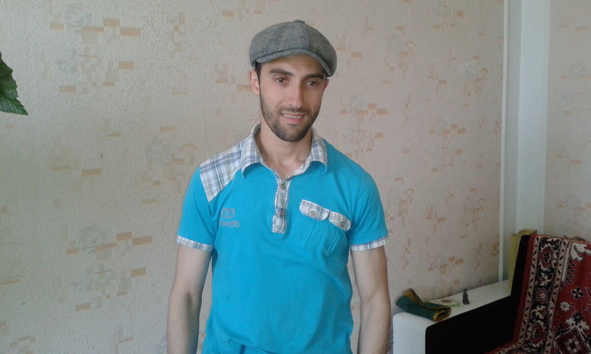  13723716  Anar, 41 ,    