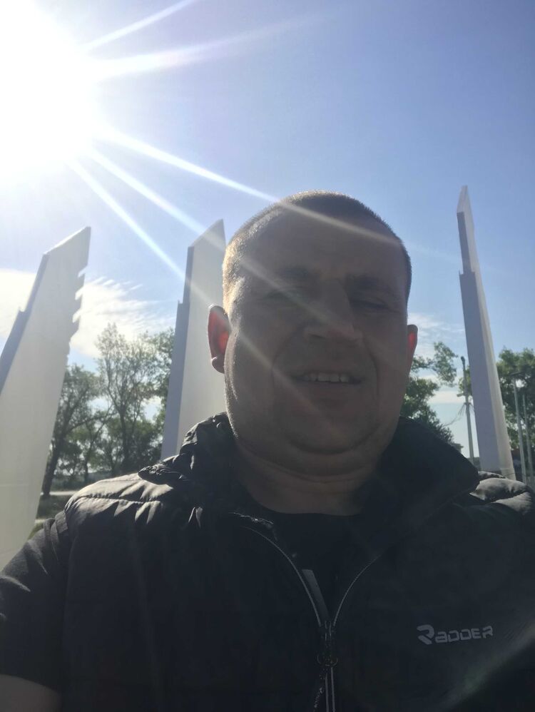  28233406  , 34 ,    
