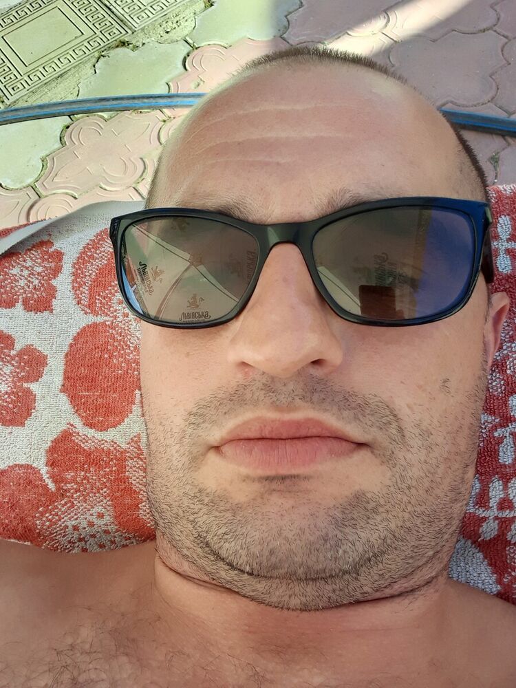 ���� 22385036 ������� Constantin, 46 ���, ���� ���������� � ��������