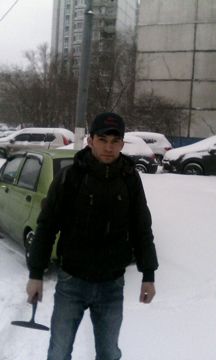  ,   Zohidjon, 39 ,   