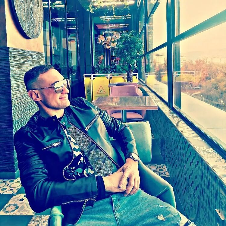  ,   Alexander, 36 ,   ,   , c , 