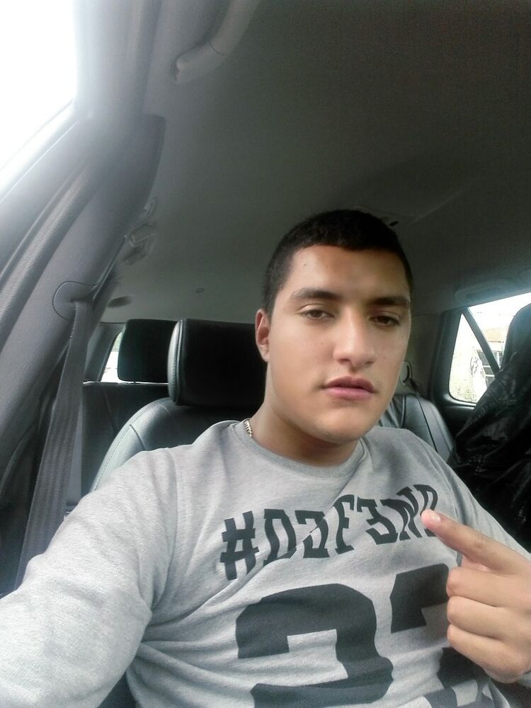  7655056  Ruslan, 31 ,    
