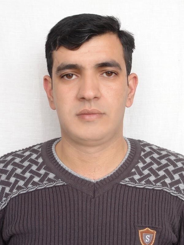  5661976  Vusal, 39 ,    