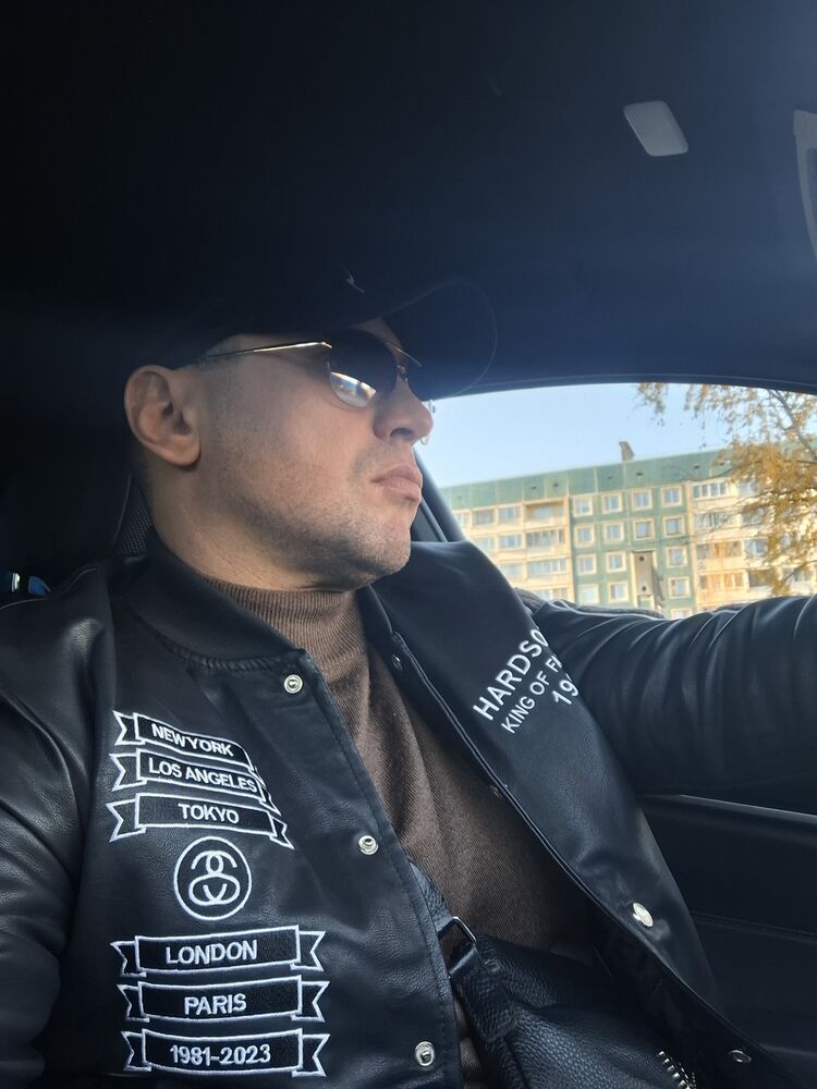  -,   , 37 ,     