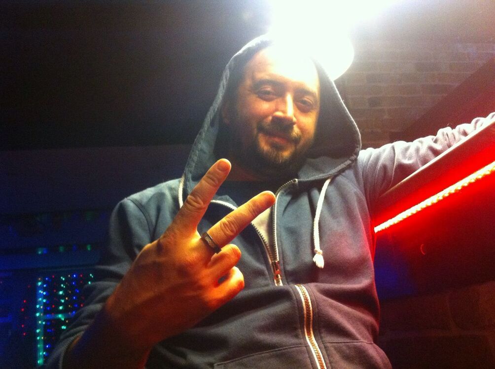  ,   Alex, 39 ,   ,   , c , 