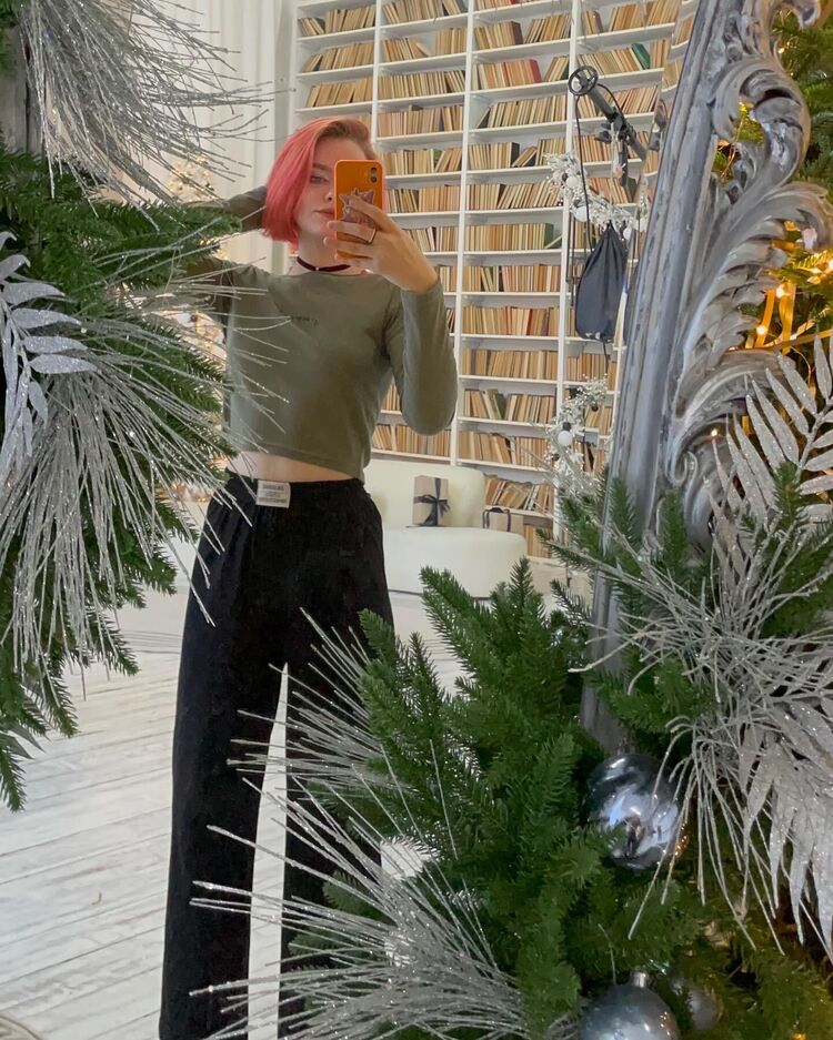  ,   , 22 ,   