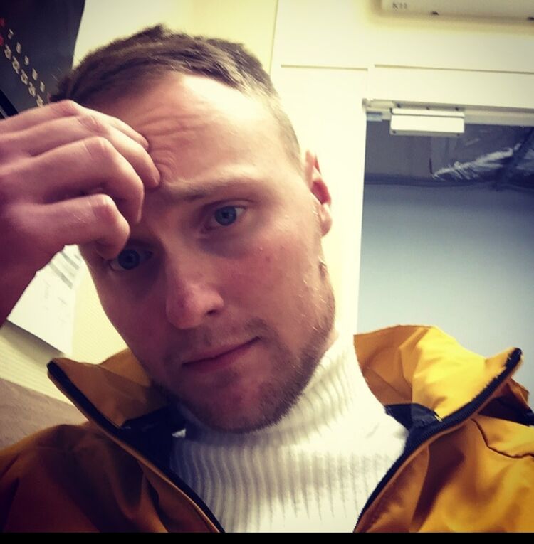  31390046  , 27 ,    