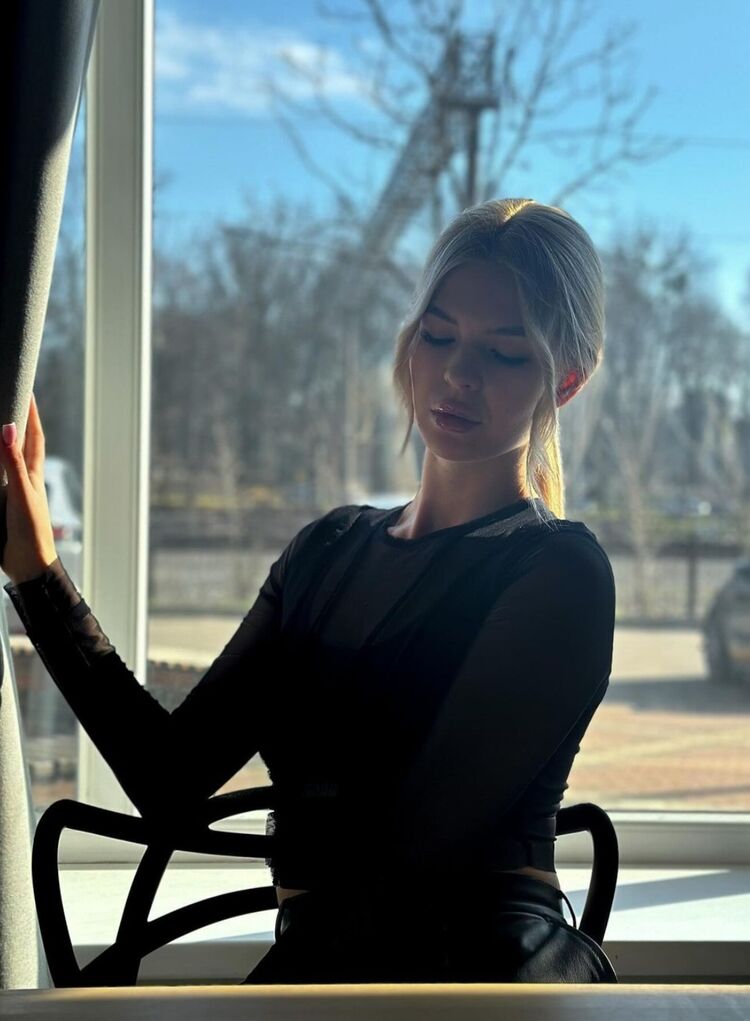 ���� 42997676 ������� ��������, 24 ����, ���� ���������� � �����-����������