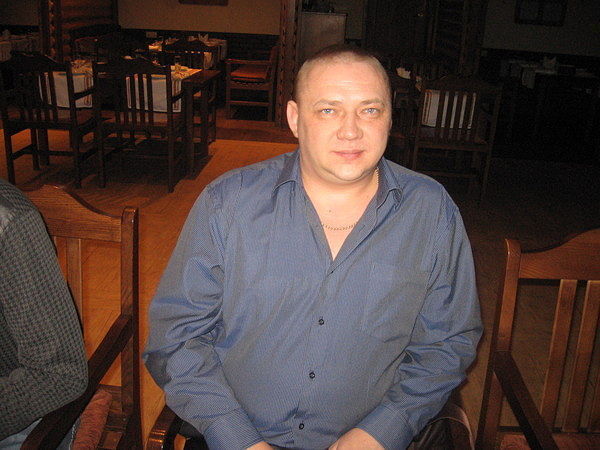  ,   Dima, 48 ,   ,   