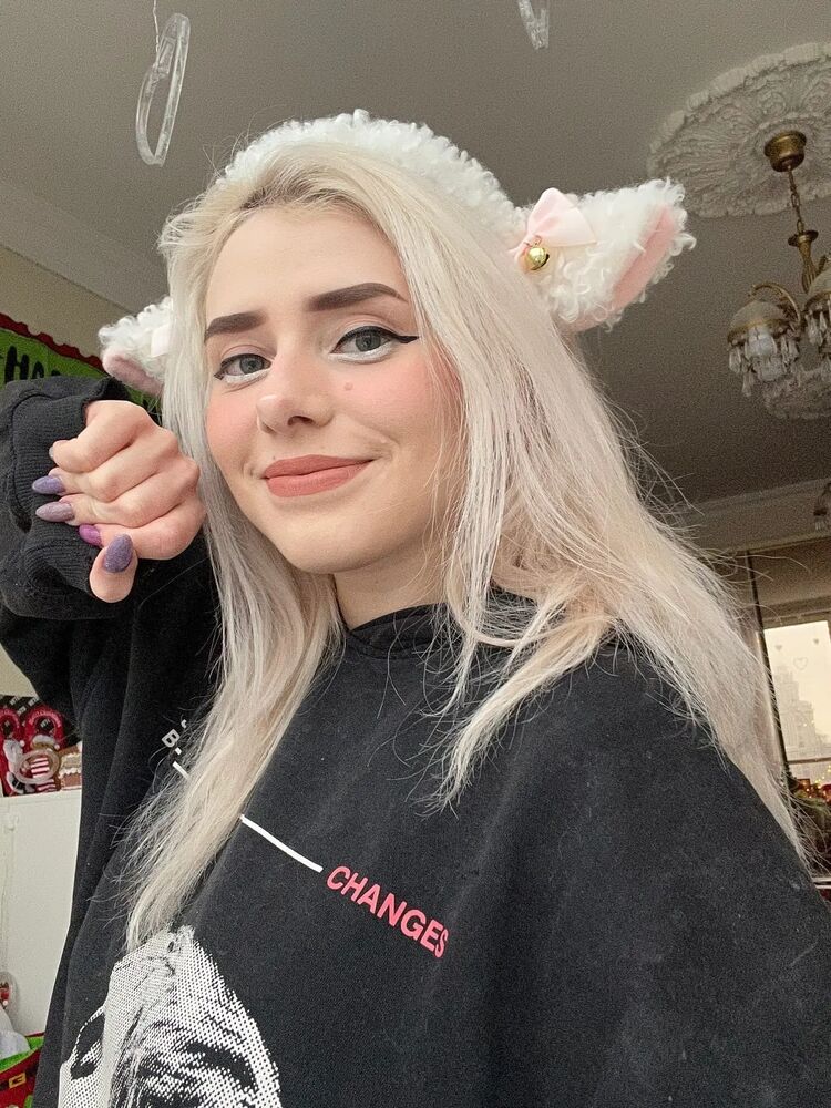  --,   , 18 ,   ,   
