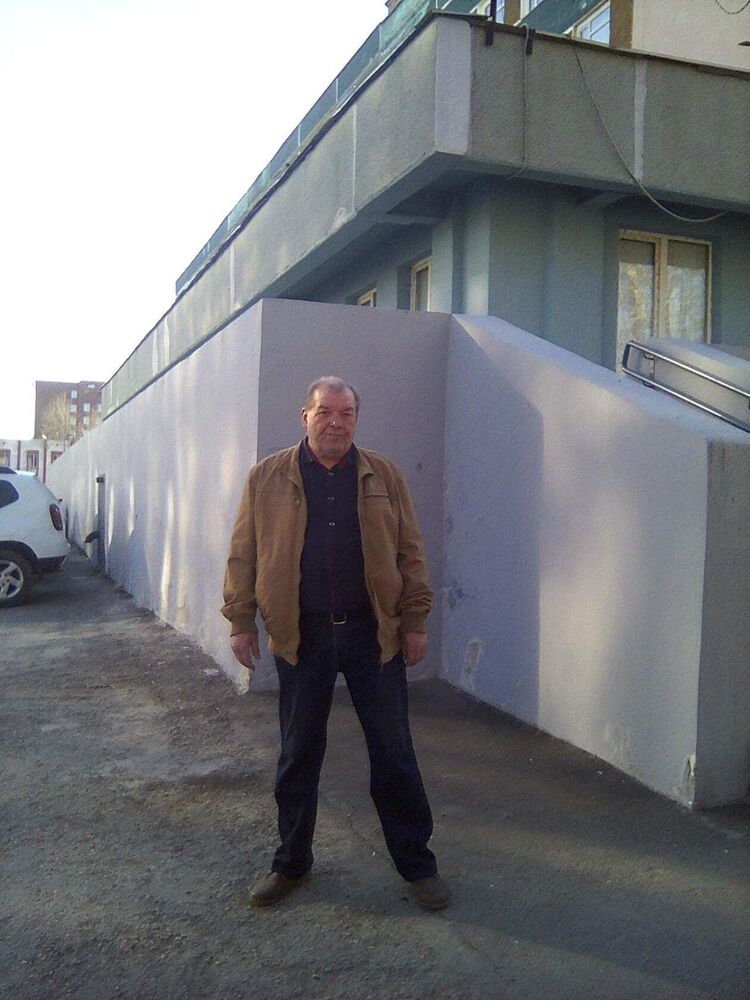  53760216  Leonid, 56 ,    