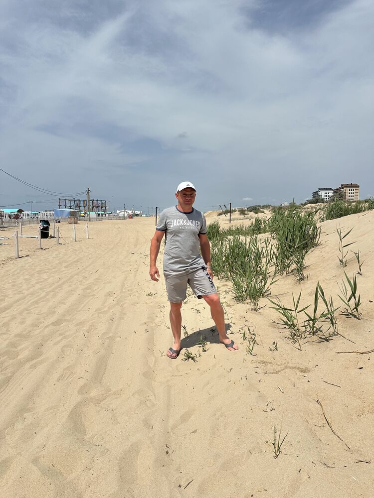  ,   Valera, 43 ,   ,   , c 