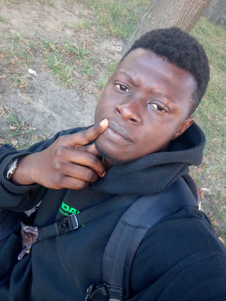  45426376  Elvis, 26 ,    