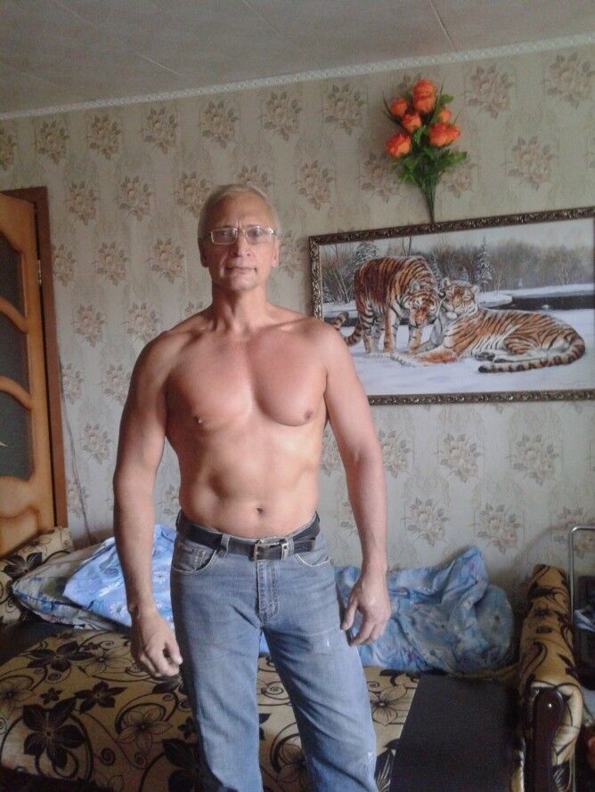  ,   Sergey, 54 ,   ,   , c 