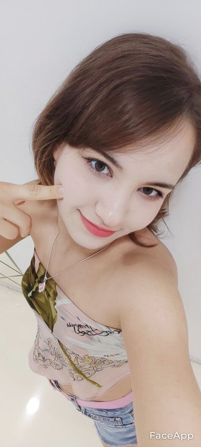  ,   Lia, 20 ,   ,   , 