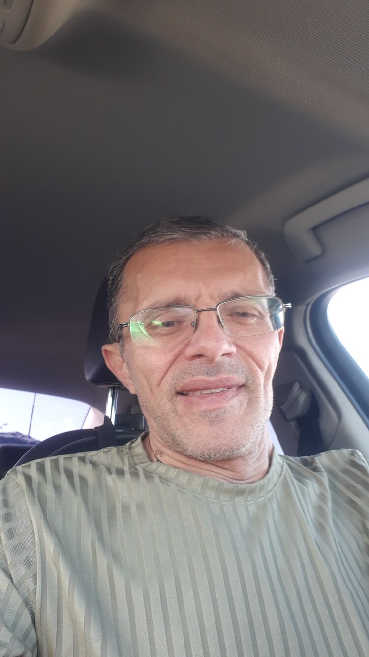  48111156  Romano, 51 ,    