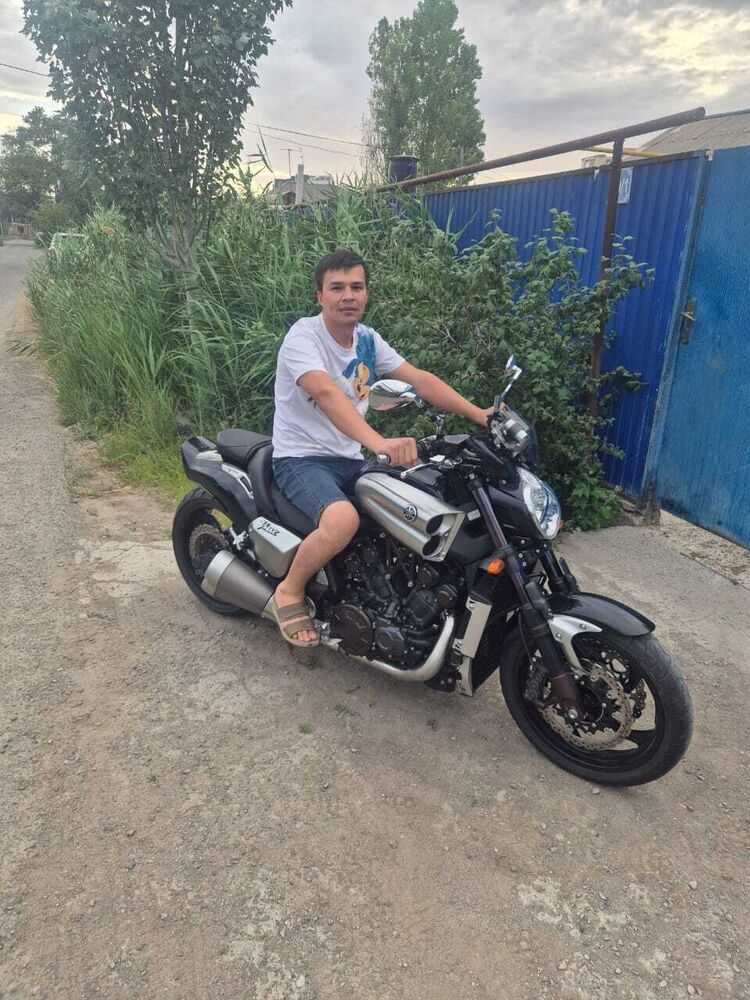  43902166  Rahim, 32 ,    
