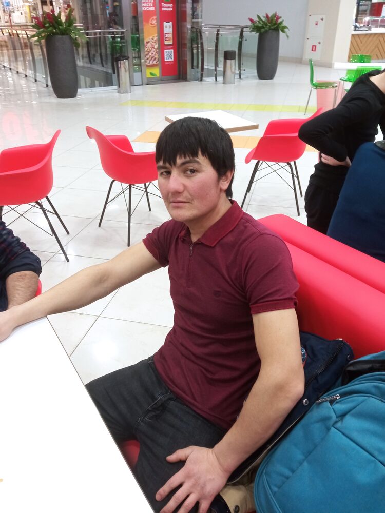  31405556  Ruslan, 33 ,    