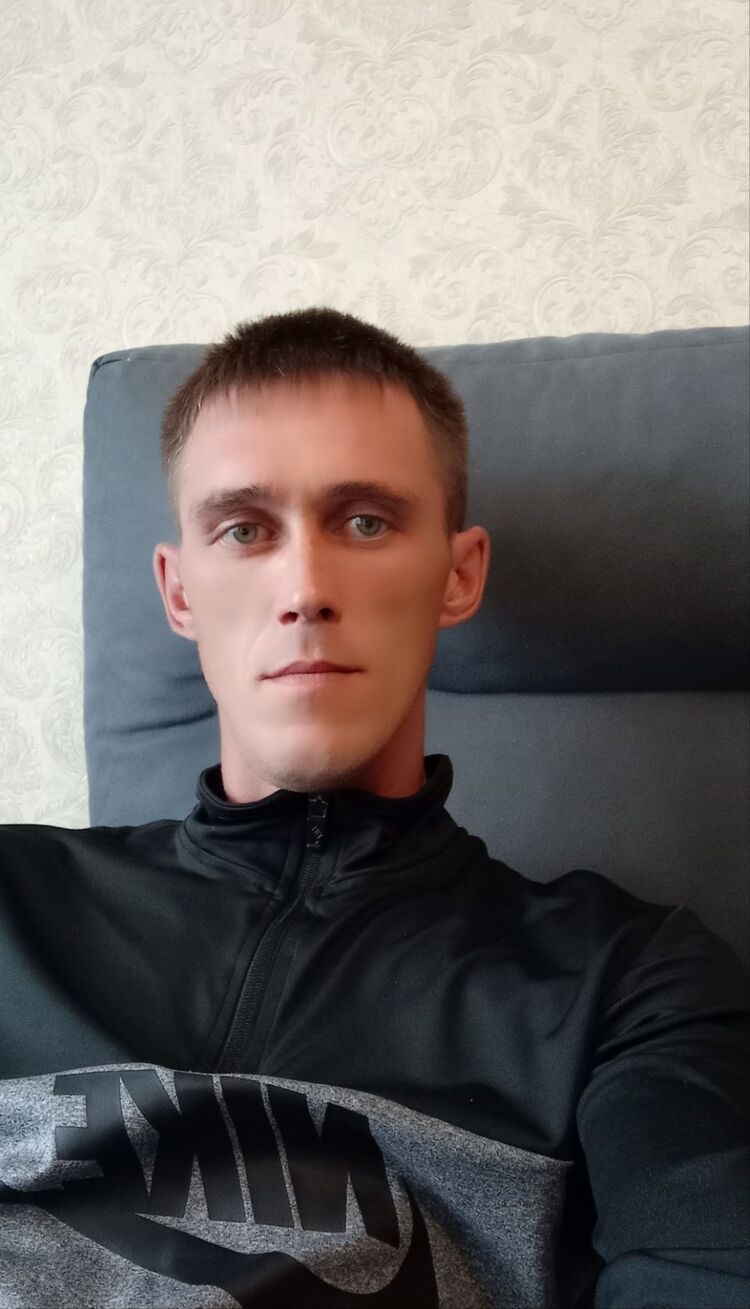  47387256  Den, 37 ,    