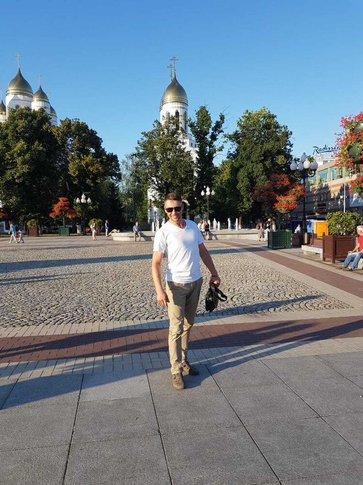  12819876  Igor, 42 ,    