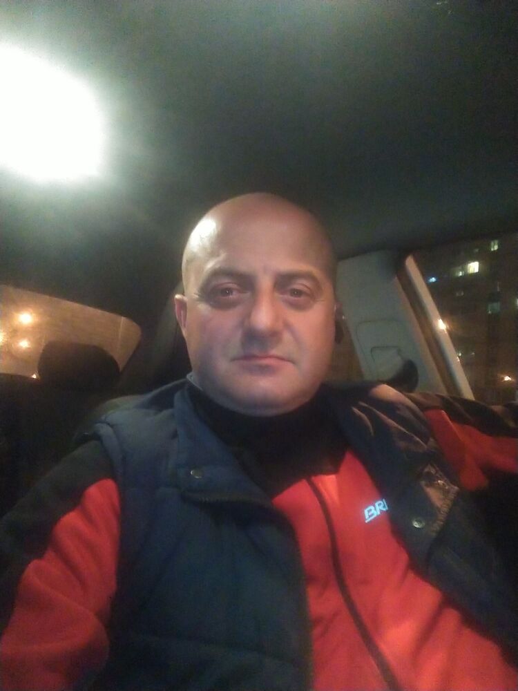  43930466  , 46 ,    