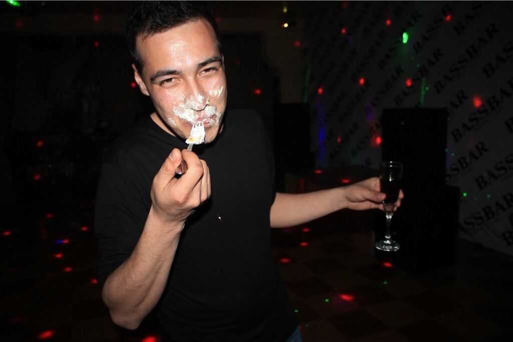  ,   Ruslan, 40 ,  
