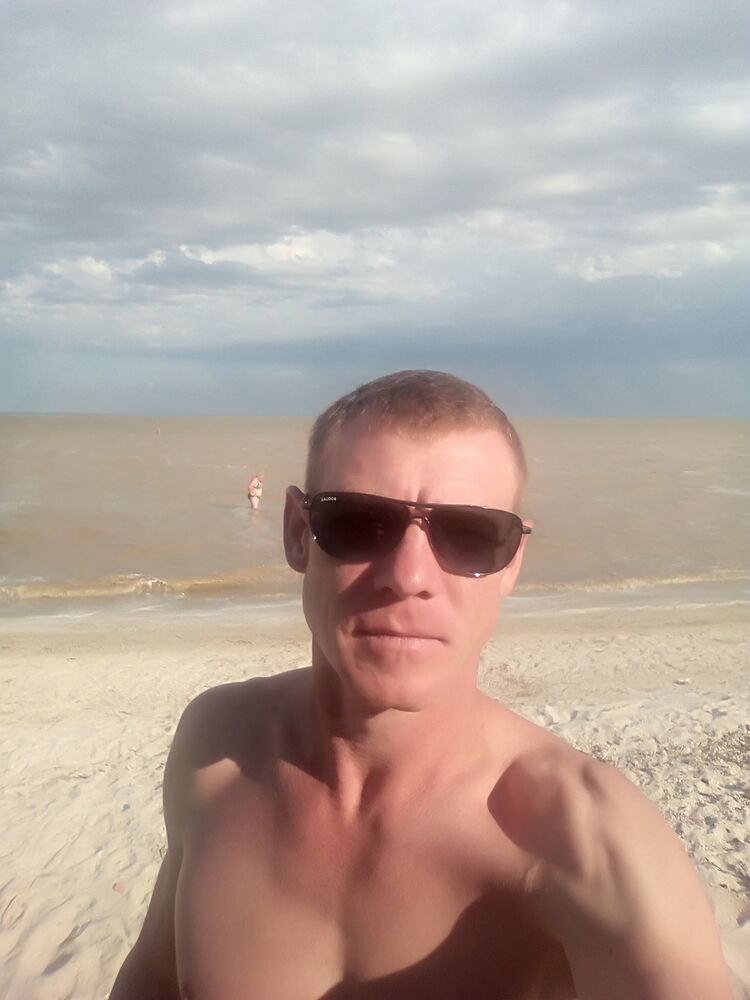  -,   , 44 ,   