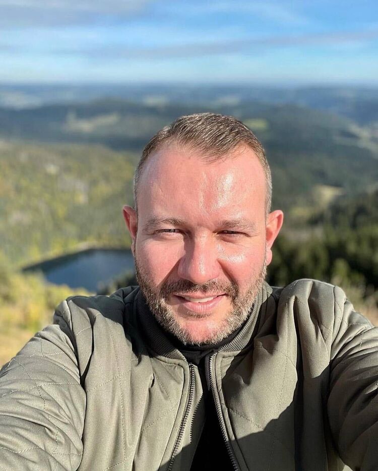  ,   , 47 ,   c 